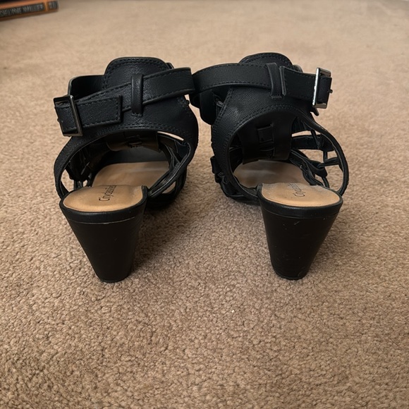 CITYCLASSIFIED Heels - Picture 3 of 3